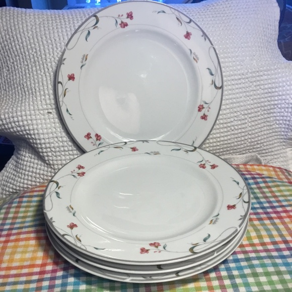(2)  Salad Dessert Plates 8-1/4", Christopher Stuart Y0205 Melrose Fine China - Picture 2 of 8
